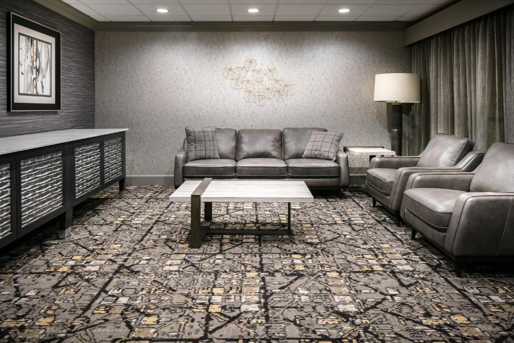 Holiday Inn Hotel & Suites Des Moines-Northwest